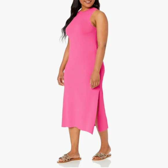 High Neck Cut-in-A-line Maxi Dress - Picture 6 of 8